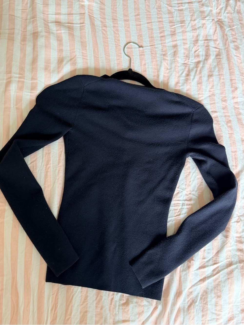 Aritzia cardigan - Picture 3 of 3